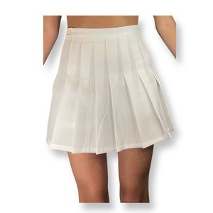 White pleated skirt